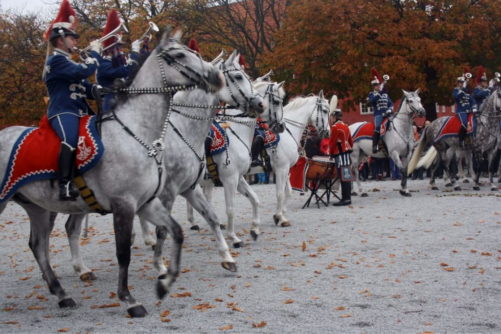 Kastellet 350 years celebration, soldiers, Guard Hussar Regime, Trumpet Corps, horseshow